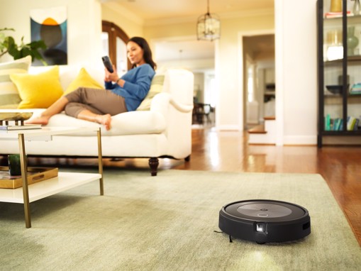 IROBOT Roomba J7+ aspirapolvere robot 0,4 L Grafite, Robot aspirapolvere  in Offerta su Stay On